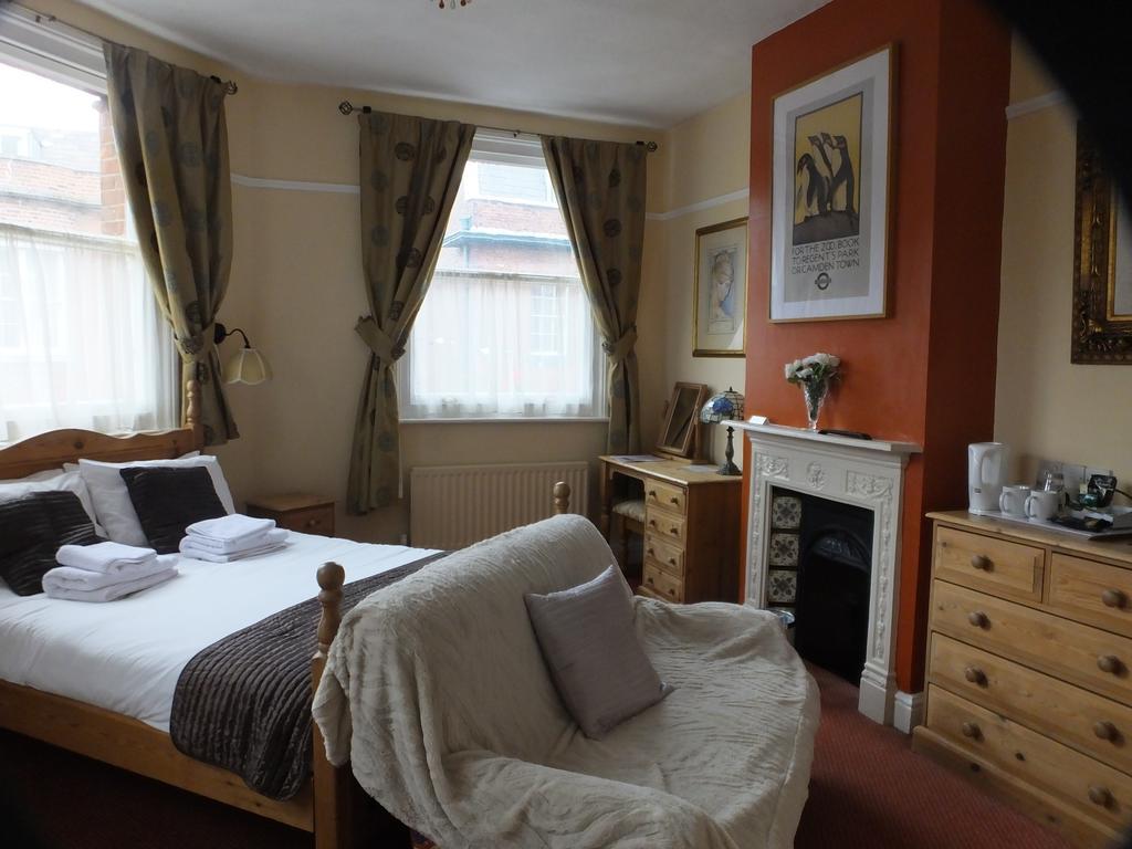 Railway Hotel Faversham Kültér fotó
