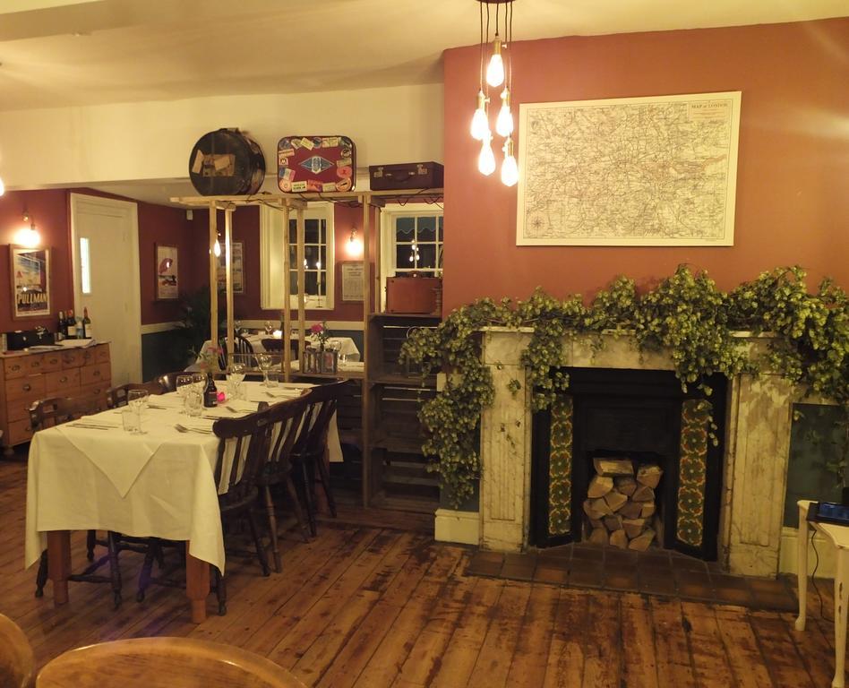 Railway Hotel Faversham Kültér fotó
