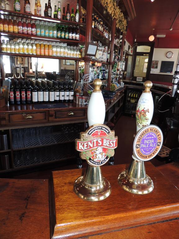 Railway Hotel Faversham Kültér fotó