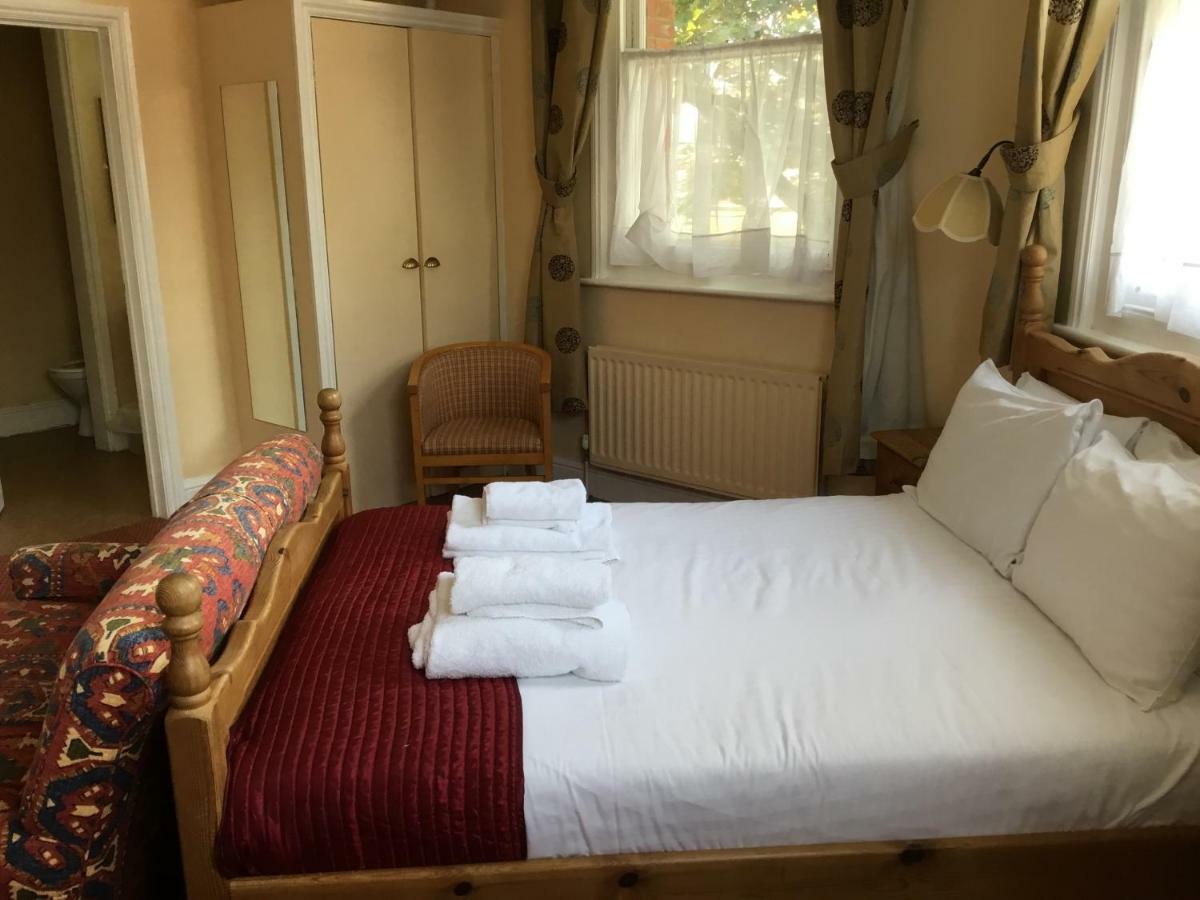 Railway Hotel Faversham Kültér fotó