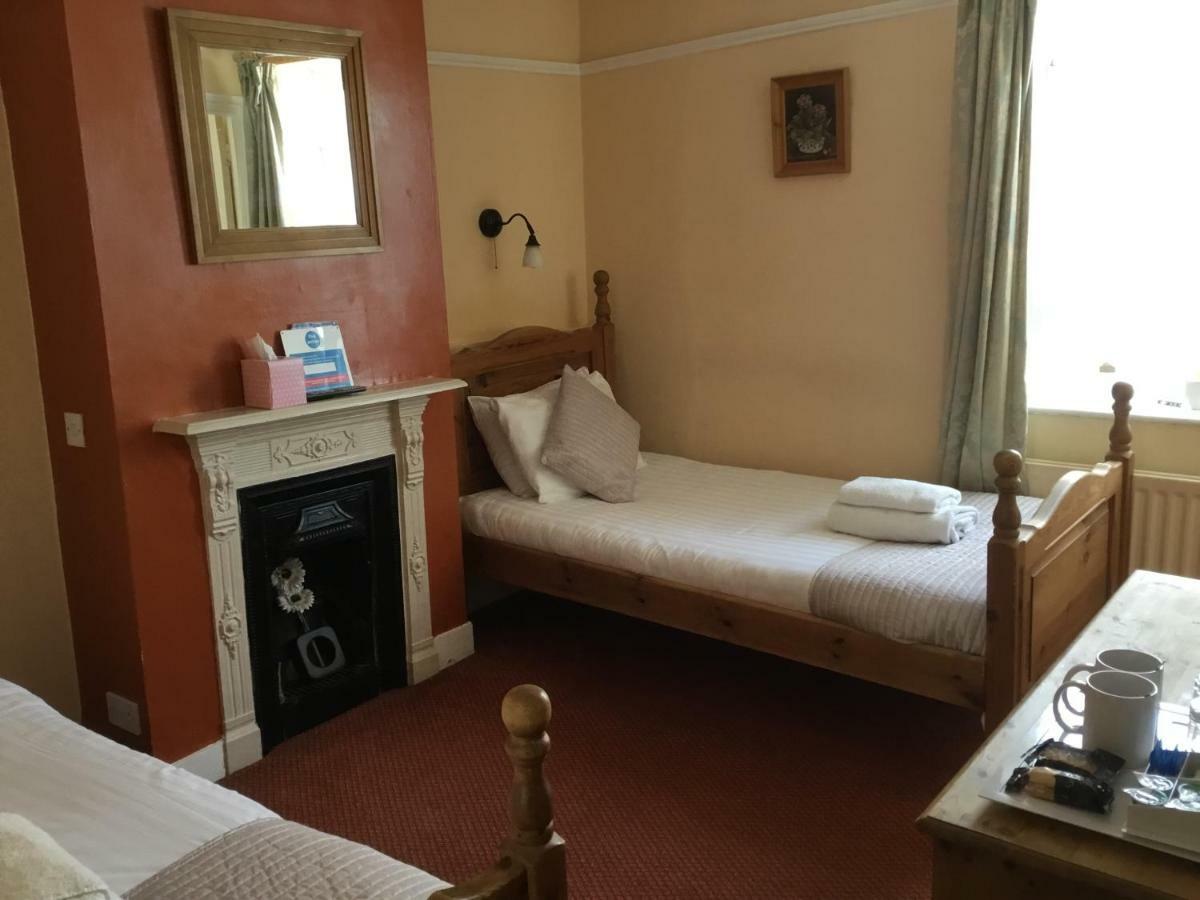 Railway Hotel Faversham Kültér fotó